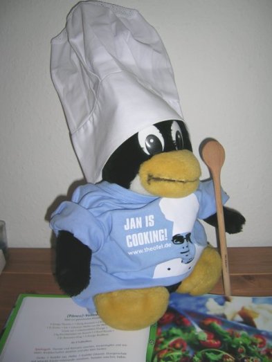 tux-is-cooking.jpg